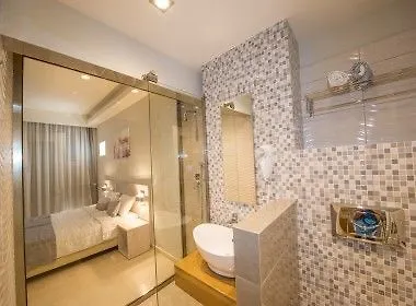 Lithakia Beach Zakynthos Town